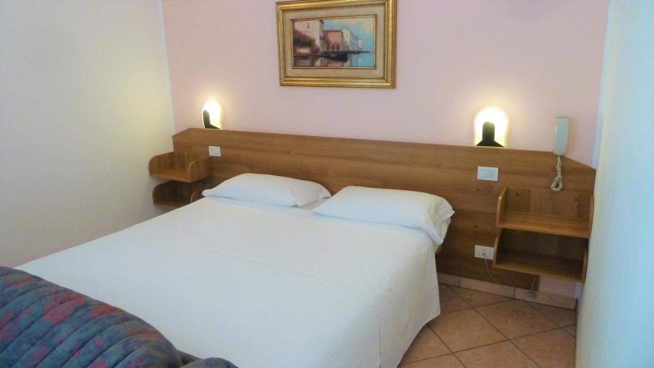 Hotel Baitone - Nature Village Malcesine Room photo