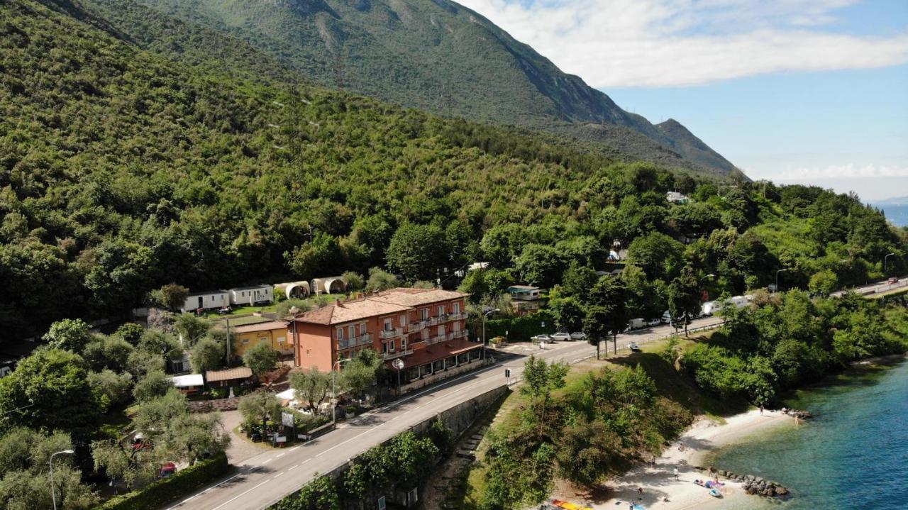 Hotel Baitone - Nature Village Malcesine Exterior photo