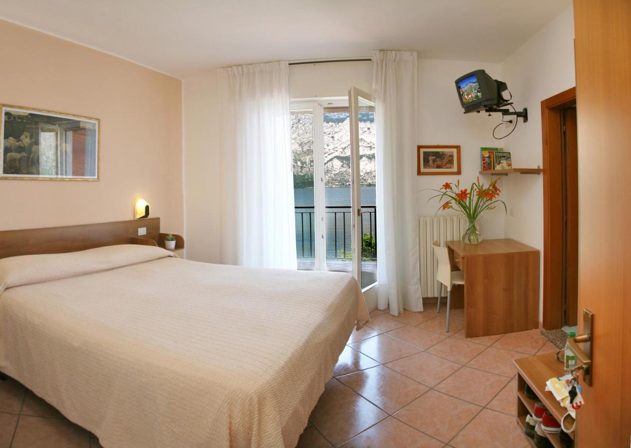 Hotel Baitone - Nature Village Malcesine Exterior photo